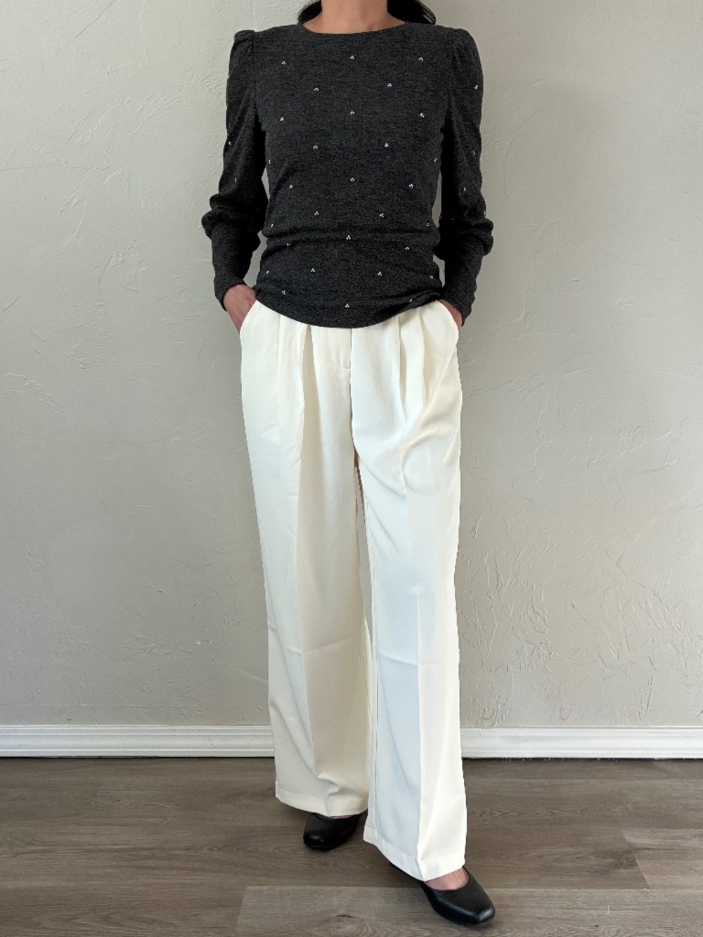 FUNYYZO Cream Colored Wide Leg Trousers S